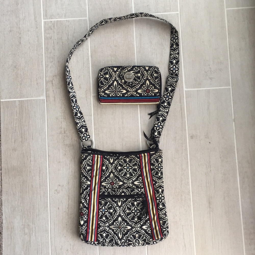 EUC Vera Bradley Barcelona Crossbody and wallet